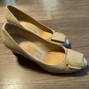 Ferragamo beige heels